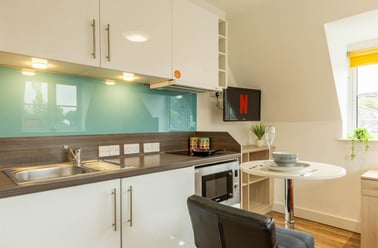 Lower North Street, City Centre, Exeter - Image 2